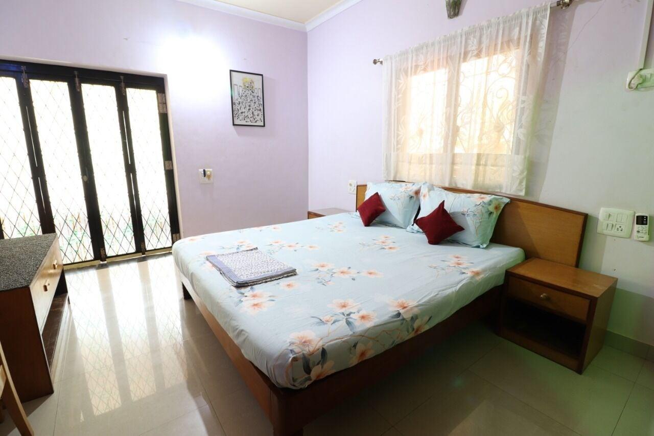Mama Mids Home Morjim Exterior foto