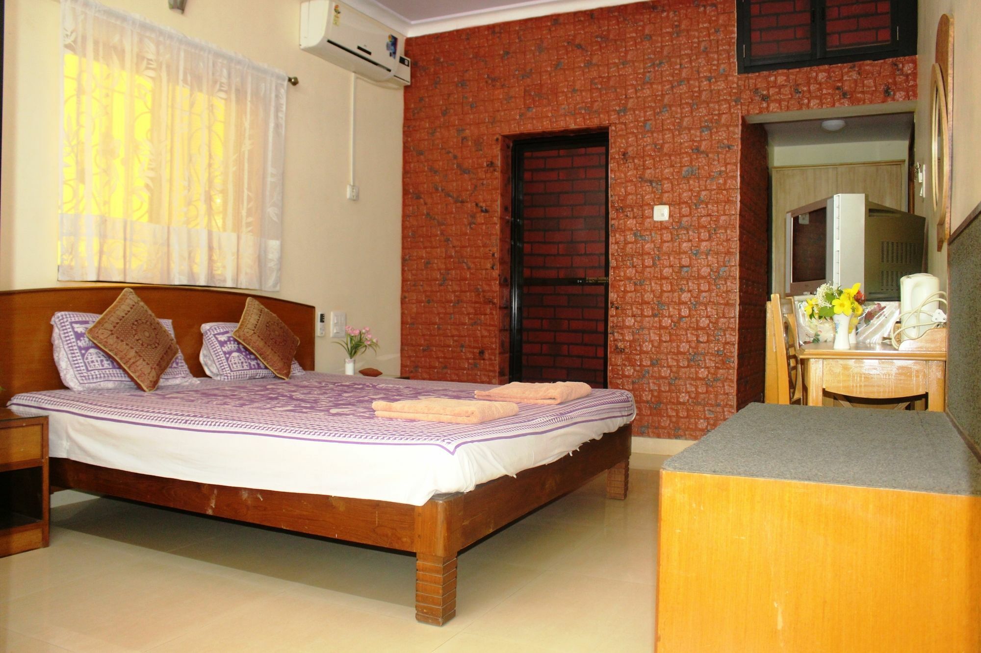 Mama Mids Home Morjim Exterior foto